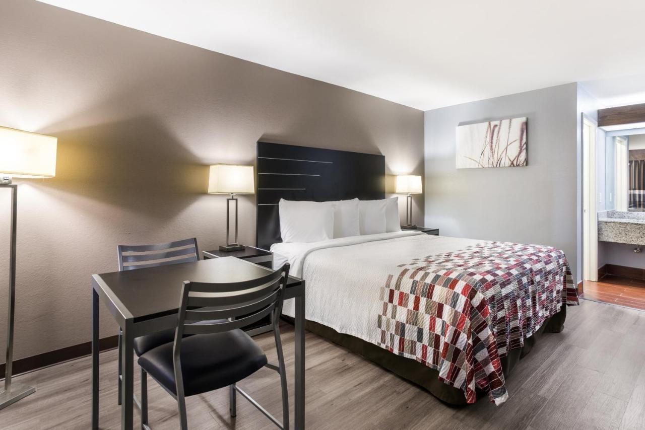 Red Roof Inn & Suites Athens, Al Bagian luar foto